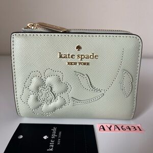 Kate Spade Madison Floral Applique Small L-Zip Wallet🎈🎈